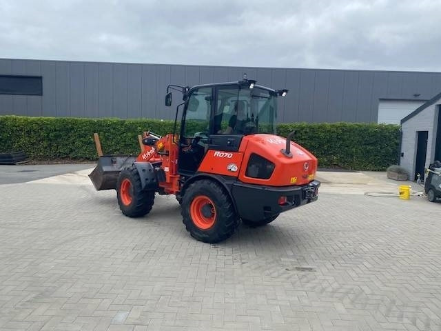 Kubota R 070 - מעמיס גלגלים: תמונה 1 Kubota R 070 - מעמיס גלגלים: תמונה 1