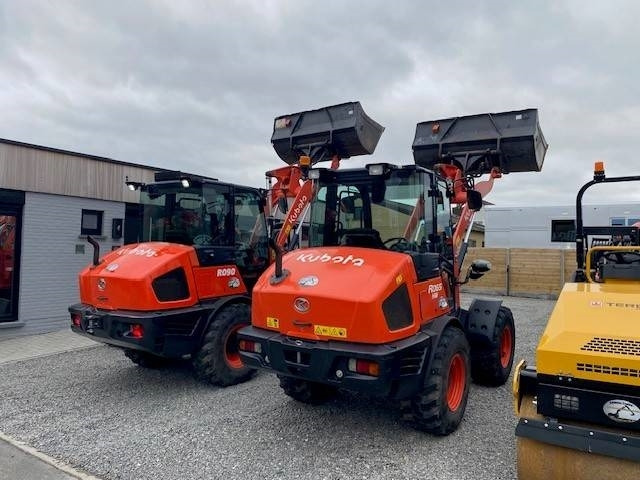 Kubota R 090 - מעמיס גלגלים: תמונה 3 Kubota R 090 - מעמיס גלגלים: תמונה 3