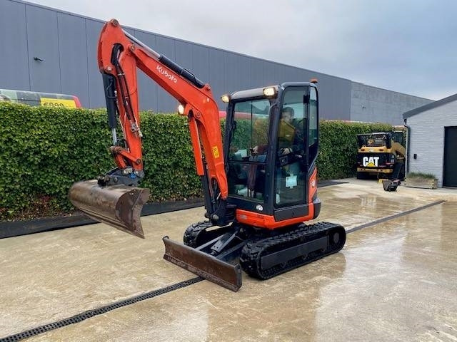 Kubota U 27-4 - מיני מחפר: תמונה 2 Kubota U 27-4 - מיני מחפר: תמונה 2