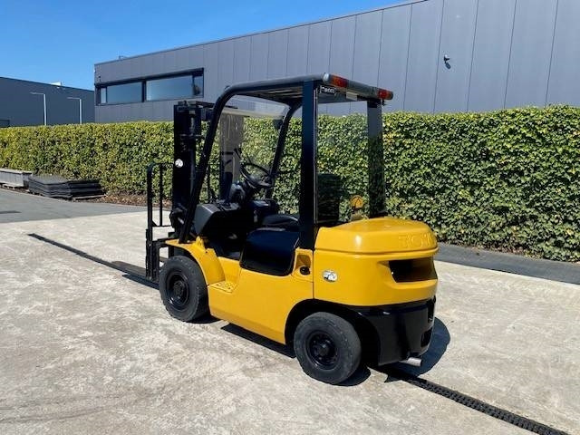 Toyota 7 FDF 25 - מלגזת סולר: תמונה 2 Toyota 7 FDF 25 - מלגזת סולר: תמונה 2