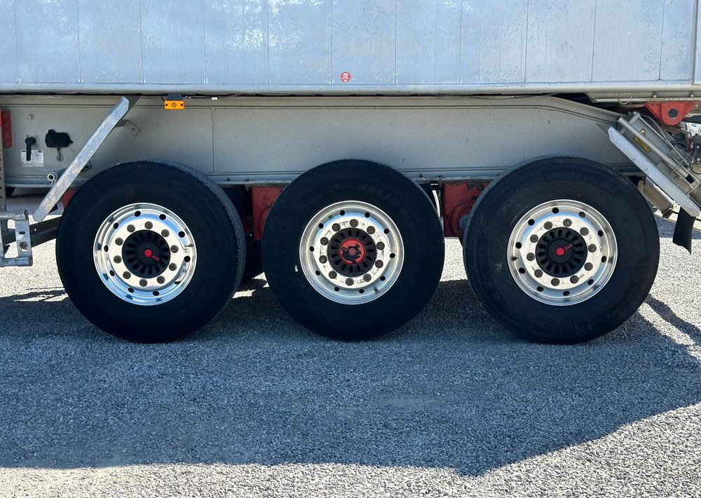 סמיטריילר עם מזהיר Benalu 25 m3 OSIE SAF HYDRAULICZNA KLAPA ELEKRYCZNY DACH: תמונה 9 סמיטריילר עם מזהיר Benalu 25 m3 OSIE SAF HYDRAULICZNA KLAPA ELEKRYCZNY DACH: תמונה 9