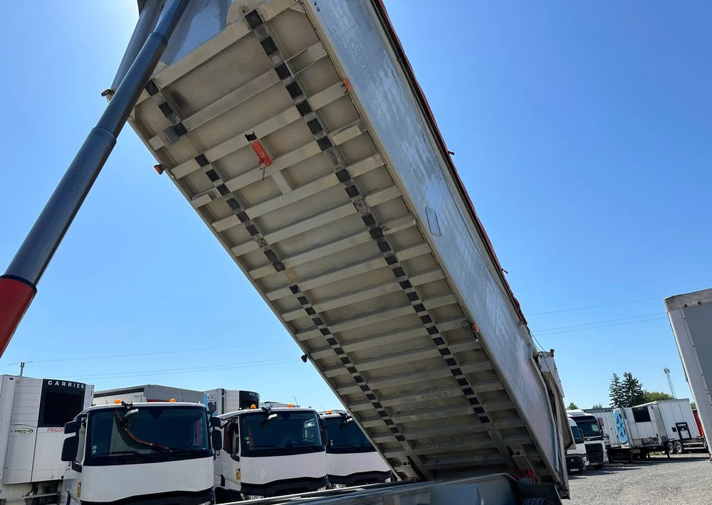 סמיטריילר עם מזהיר Benalu 25 m3 OSIE SAF HYDRAULICZNA KLAPA ELEKRYCZNY DACH: תמונה 11 סמיטריילר עם מזהיר Benalu 25 m3 OSIE SAF HYDRAULICZNA KLAPA ELEKRYCZNY DACH: תמונה 11