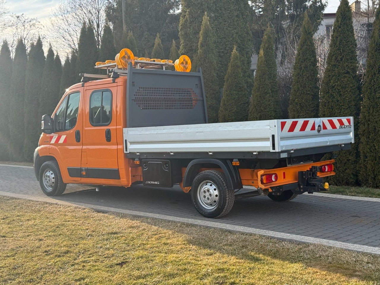 Fiat DUCATO WEBASTO DOPPLECABINE 7 SEAT - כלי רכב מסחרי במיטה שטוחה: תמונה 5 Fiat DUCATO WEBASTO DOPPLECABINE 7 SEAT - כלי רכב מסחרי במיטה שטוחה: תמונה 5