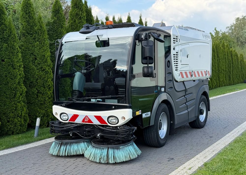 Inny MATHIEU GRAND AZURA MC420 ZAMIATARKA - משאית אשפה: תמונה 1 Inny MATHIEU GRAND AZURA MC420 ZAMIATARKA - משאית אשפה: תמונה 1