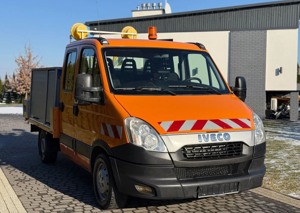 Iveco DAILY 35S13 - כלי רכב מסחרי עם וילונות צד: תמונה 3 Iveco DAILY 35S13 - כלי רכב מסחרי עם וילונות צד: תמונה 3