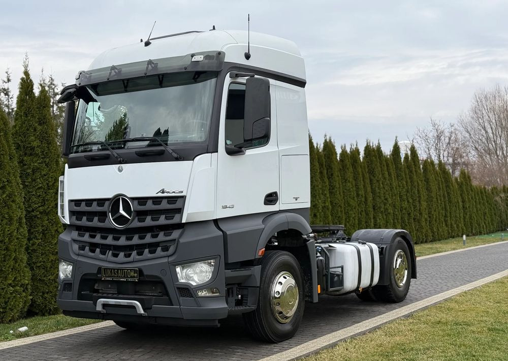 Mercedes-Benz AROCS 1843 HYDRAULIKA - יחידת טרקטור: תמונה 1 Mercedes-Benz AROCS 1843 HYDRAULIKA - יחידת טרקטור: תמונה 1