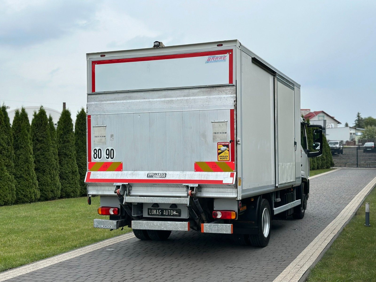 Renault D 7.5 LIFT 7,5 T AUTOMATIC GEARBOX CAMERA - משאית תיבה: תמונה 5 Renault D 7.5 LIFT 7,5 T AUTOMATIC GEARBOX CAMERA - משאית תיבה: תמונה 5