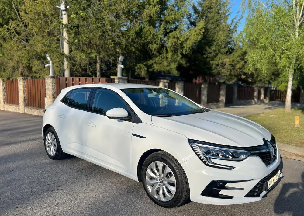 Renault Megane 1.5 Blue dCi Business - מכונית: תמונה 3 Renault Megane 1.5 Blue dCi Business - מכונית: תמונה 3