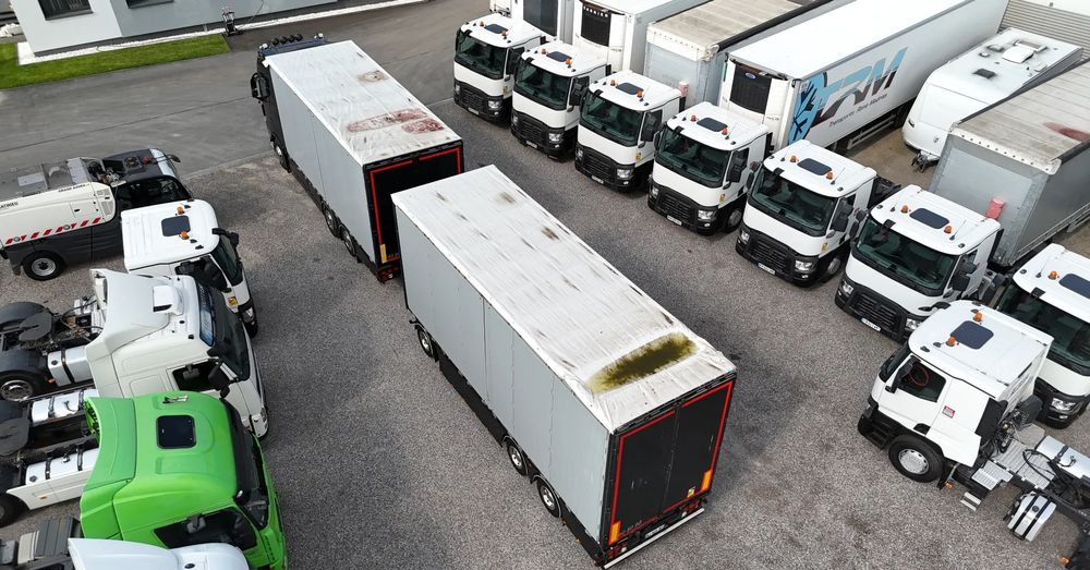 Volvo FH16 660 HP TANDEM 6x2 LIMITED EDITION - משאית תיבה: תמונה 4 Volvo FH16 660 HP TANDEM 6x2 LIMITED EDITION - משאית תיבה: תמונה 4