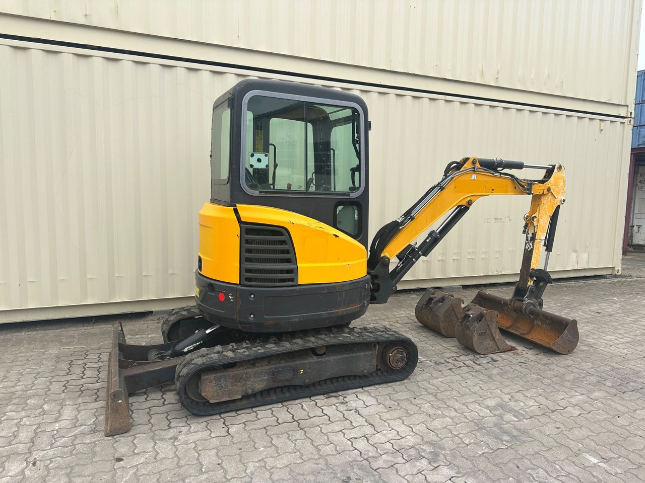 Bobcat E26 / 2015 BJ / 3 x Löffel / 3.441 H - מיני מחפר: תמונה 4 Bobcat E26 / 2015 BJ / 3 x Löffel / 3.441 H - מיני מחפר: תמונה 4