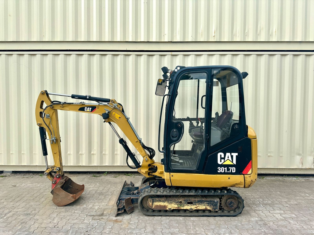CAT 301.7D / 2014 Baujahr / 2.978 H - מיני מחפר: תמונה 1 CAT 301.7D / 2014 Baujahr / 2.978 H - מיני מחפר: תמונה 1