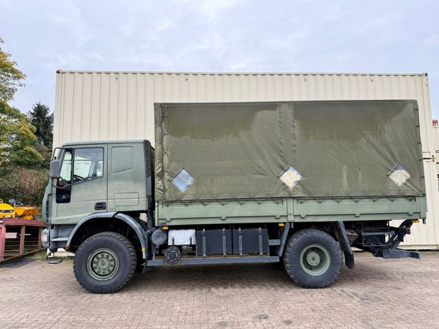 Iveco 140E24 4x4 / Armee / / Camper - משאית וילונות צד: תמונה 3 Iveco 140E24 4x4 / Armee / / Camper - משאית וילונות צד: תמונה 3