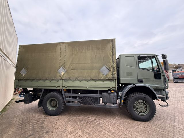 Iveco 140E24 4x4 / Armee / / Camper - משאית וילונות צד: תמונה 5 Iveco 140E24 4x4 / Armee / / Camper - משאית וילונות צד: תמונה 5