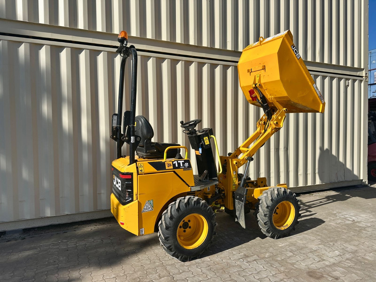 JCB 1T-2 High Tip Dumper, 674 Bh, 1.000 KG - מיני מסיר פסולת: תמונה 4 JCB 1T-2 High Tip Dumper, 674 Bh, 1.000 KG - מיני מסיר פסולת: תמונה 4