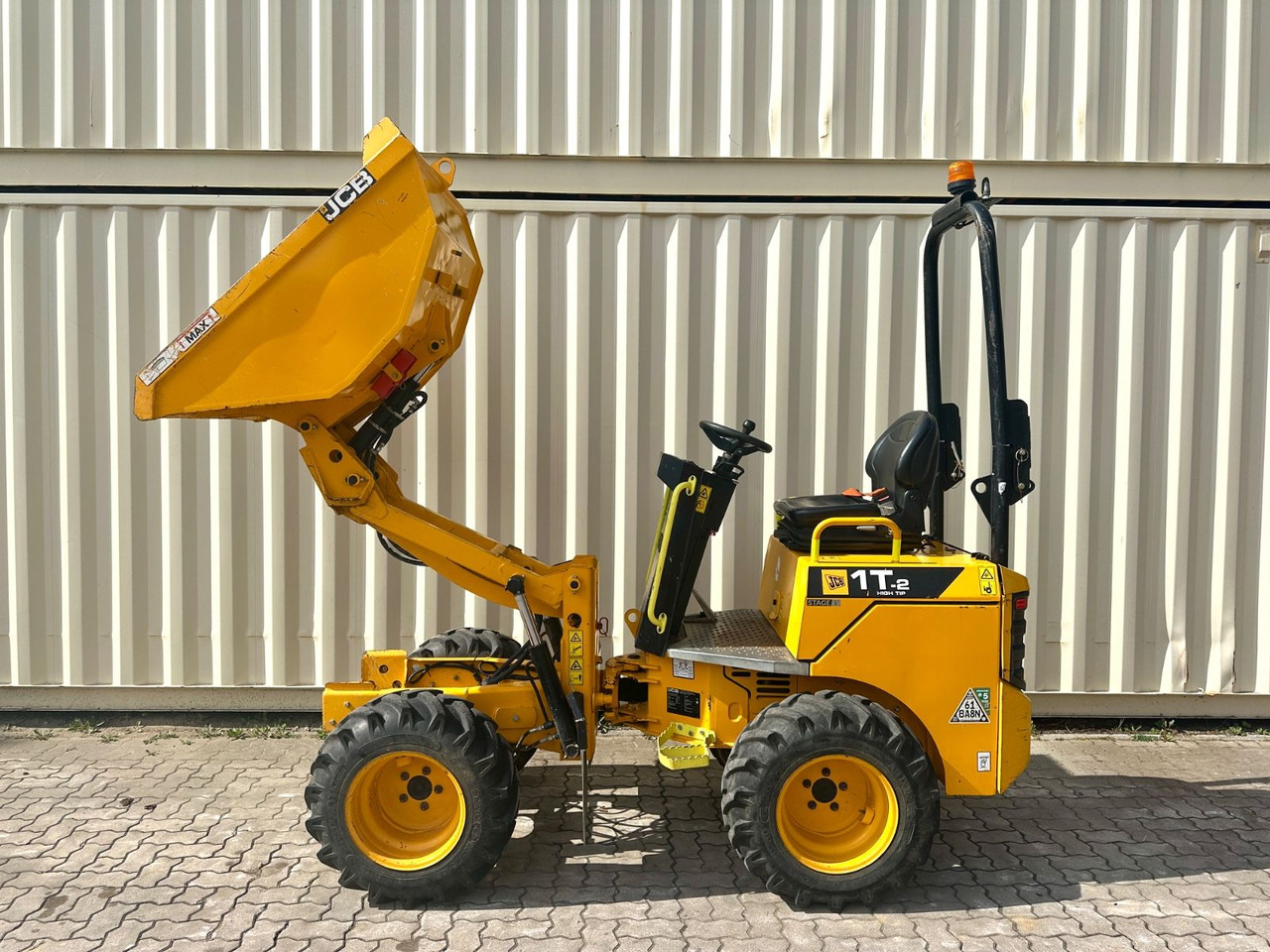 JCB 1T-2 High Tip Dumper, 811 Bh, 1.000 KG - מיני מסיר פסולת: תמונה 1 JCB 1T-2 High Tip Dumper, 811 Bh, 1.000 KG - מיני מסיר פסולת: תמונה 1
