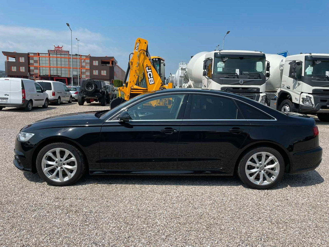 Audi A6 2.0 TDI S tronic quattro - סדאן: תמונה 4 Audi A6 2.0 TDI S tronic quattro - סדאן: תמונה 4