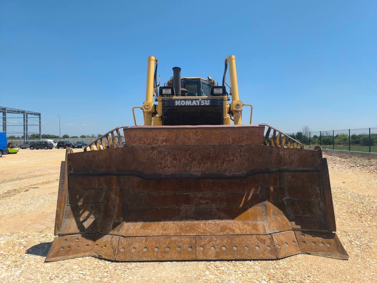 Komatsu D155AX-6 - דחפור: תמונה 2 Komatsu D155AX-6 - דחפור: תמונה 2