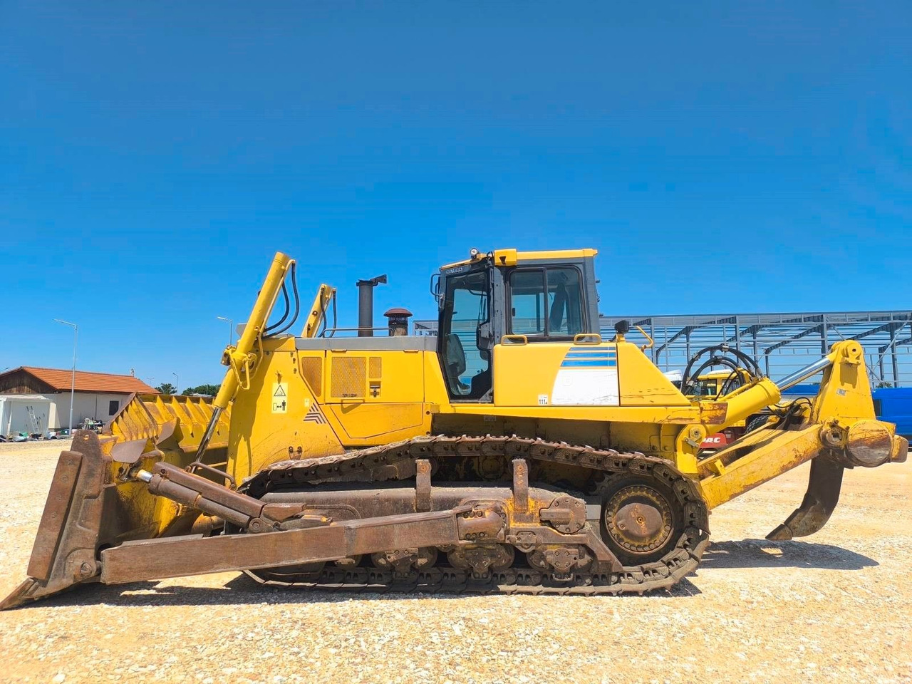 Komatsu D155AX-6 - דחפור: תמונה 4 Komatsu D155AX-6 - דחפור: תמונה 4