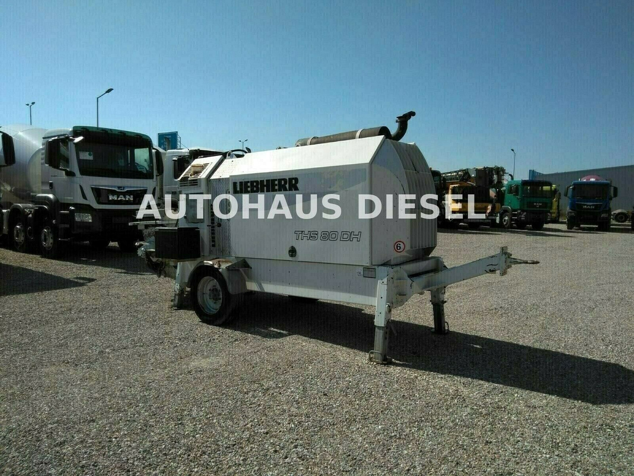Liebherr THS 80 DH - משאית משאבת בטון: תמונה 2 Liebherr THS 80 DH - משאית משאבת בטון: תמונה 2