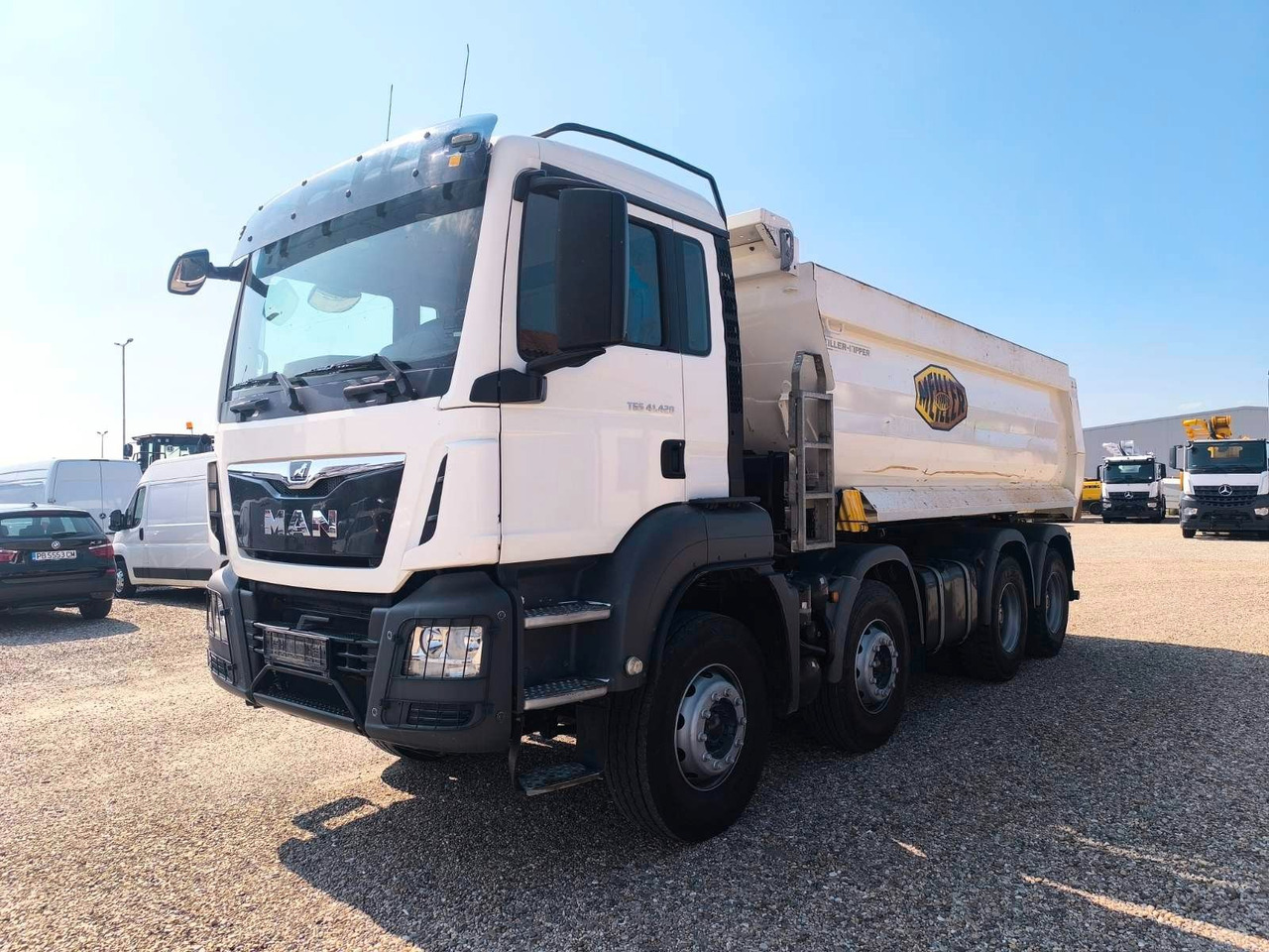 MAN TGS 41.420 MEILLER KIPPER - משאית דילוג העמסה: תמונה 3 MAN TGS 41.420 MEILLER KIPPER - משאית דילוג העמסה: תמונה 3