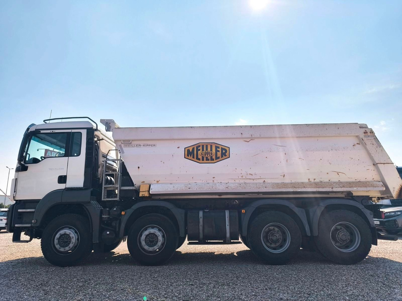 MAN TGS 41.420 MEILLER KIPPER - משאית דילוג העמסה: תמונה 4 MAN TGS 41.420 MEILLER KIPPER - משאית דילוג העמסה: תמונה 4