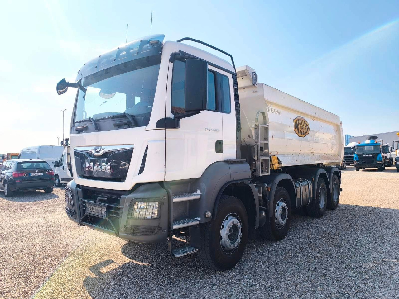 MAN TGS 41.420 MEILLER KIPPER - משאית דילוג העמסה: תמונה 3 MAN TGS 41.420 MEILLER KIPPER - משאית דילוג העמסה: תמונה 3
