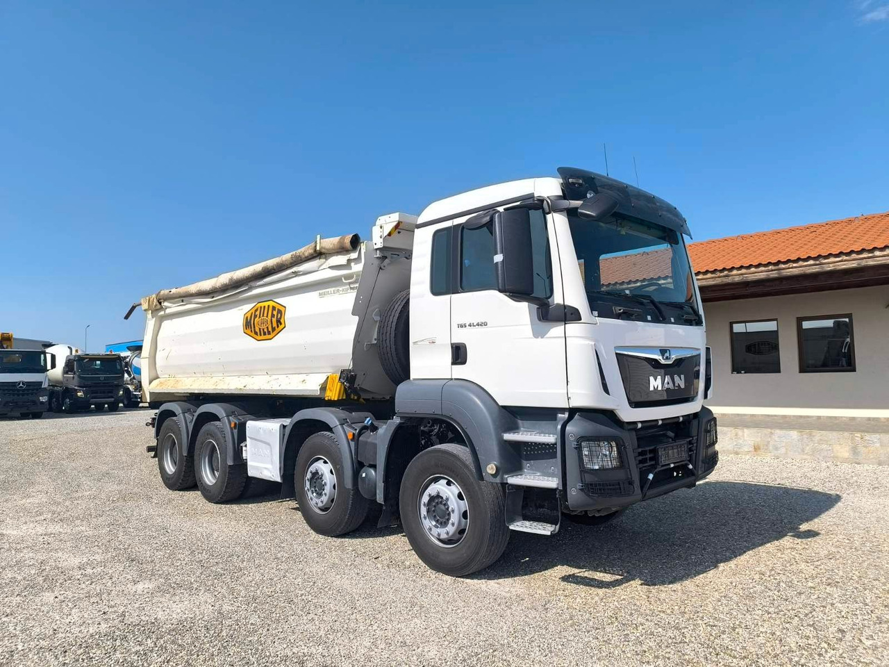 MAN TGS 41.420 MEILLER KIPPER - משאית דילוג העמסה: תמונה 1 MAN TGS 41.420 MEILLER KIPPER - משאית דילוג העמסה: תמונה 1