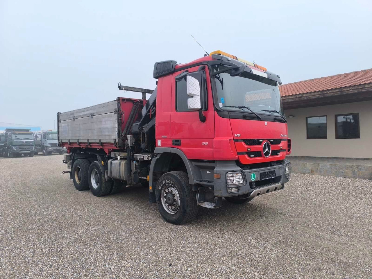 Mercedes-Benz ACTROS 3355 V8 6X6 HIAB 211 EP-5 HIPRO - מזהיר, משאית מנוף: תמונה 1 Mercedes-Benz ACTROS 3355 V8 6X6 HIAB 211 EP-5 HIPRO - מזהיר, משאית מנוף: תמונה 1
