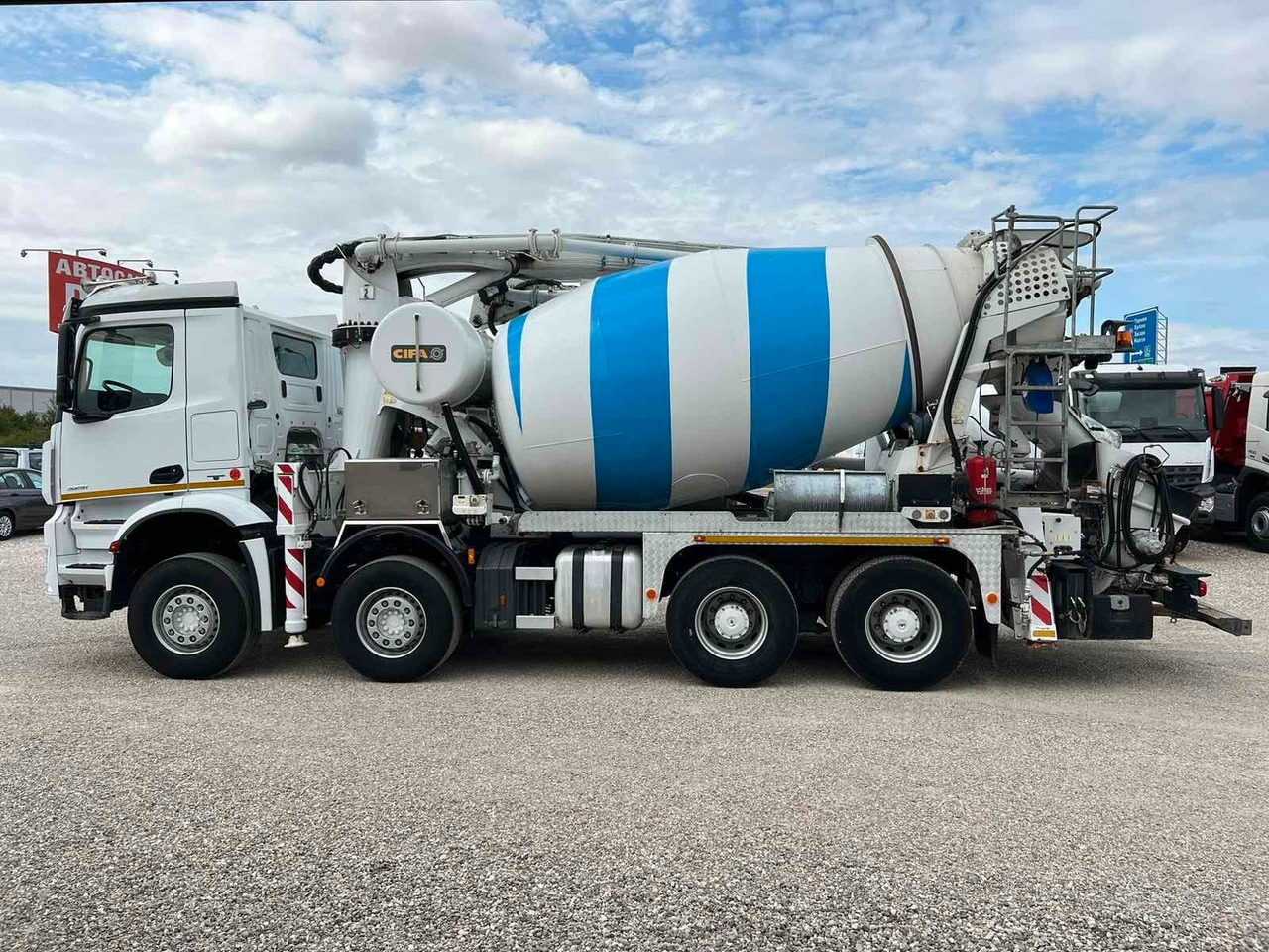 Mercedes-Benz AROCS 3251 CIFA MAGNUM MK28.4L - משאית משאבת מערבל: תמונה 4 Mercedes-Benz AROCS 3251 CIFA MAGNUM MK28.4L - משאית משאבת מערבל: תמונה 4