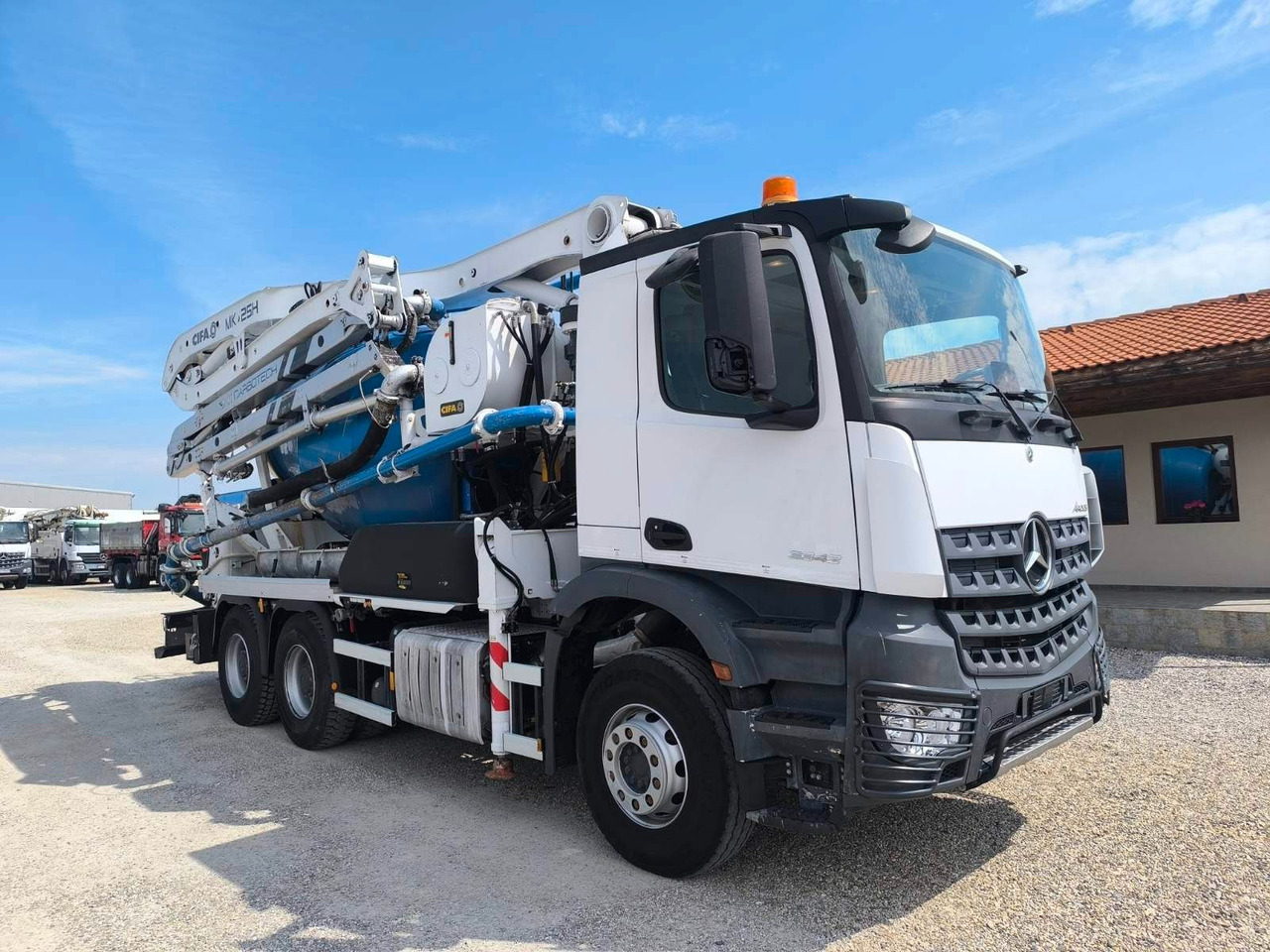 Mercedes-Benz AROCS 3342 CIFA MK25H - משאית משאבת בטון: תמונה 1 Mercedes-Benz AROCS 3342 CIFA MK25H - משאית משאבת בטון: תמונה 1