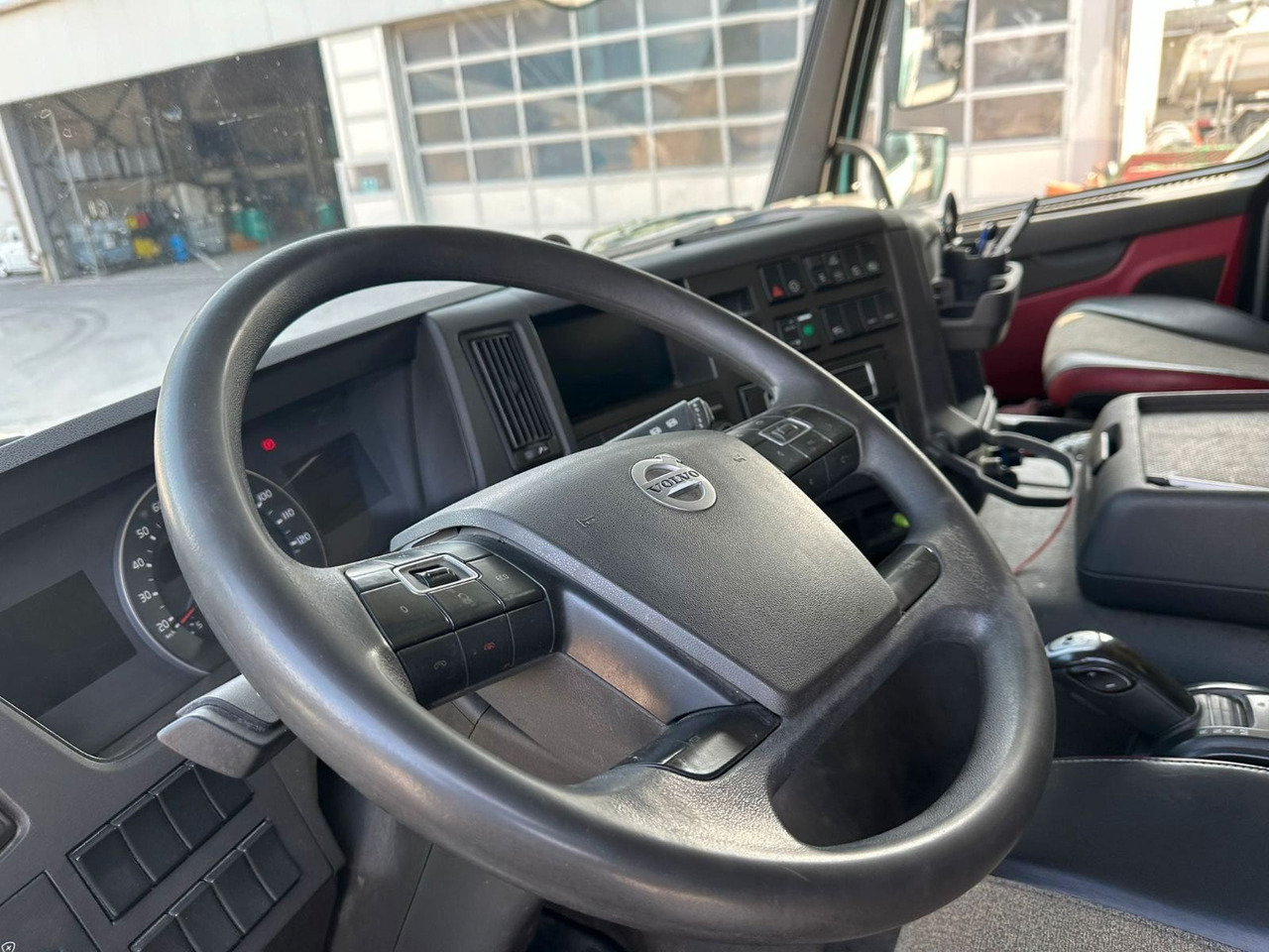 Volvo FMX 500 SCHWING S36SX - משאית משאבת בטון: תמונה 5 Volvo FMX 500 SCHWING S36SX - משאית משאבת בטון: תמונה 5