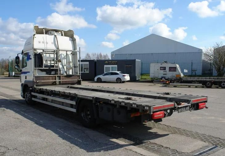 DAF CF 410 EURO 6 Laweta - Platforma super stan - משאית צד נופל/ שטוחה: תמונה 5 DAF CF 410 EURO 6 Laweta - Platforma super stan - משאית צד נופל/ שטוחה: תמונה 5