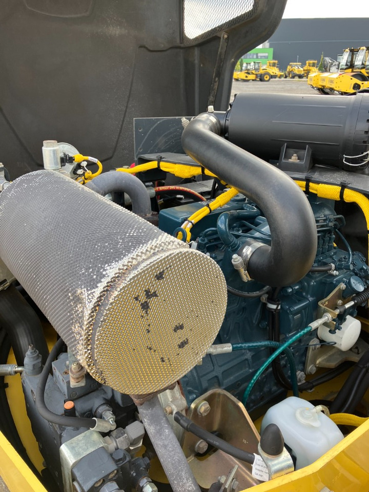רולר BOMAG DE BW 135 AD-5 Stage IIIa/Tier 4i: תמונה 10 רולר BOMAG DE BW 135 AD-5 Stage IIIa/Tier 4i: תמונה 10