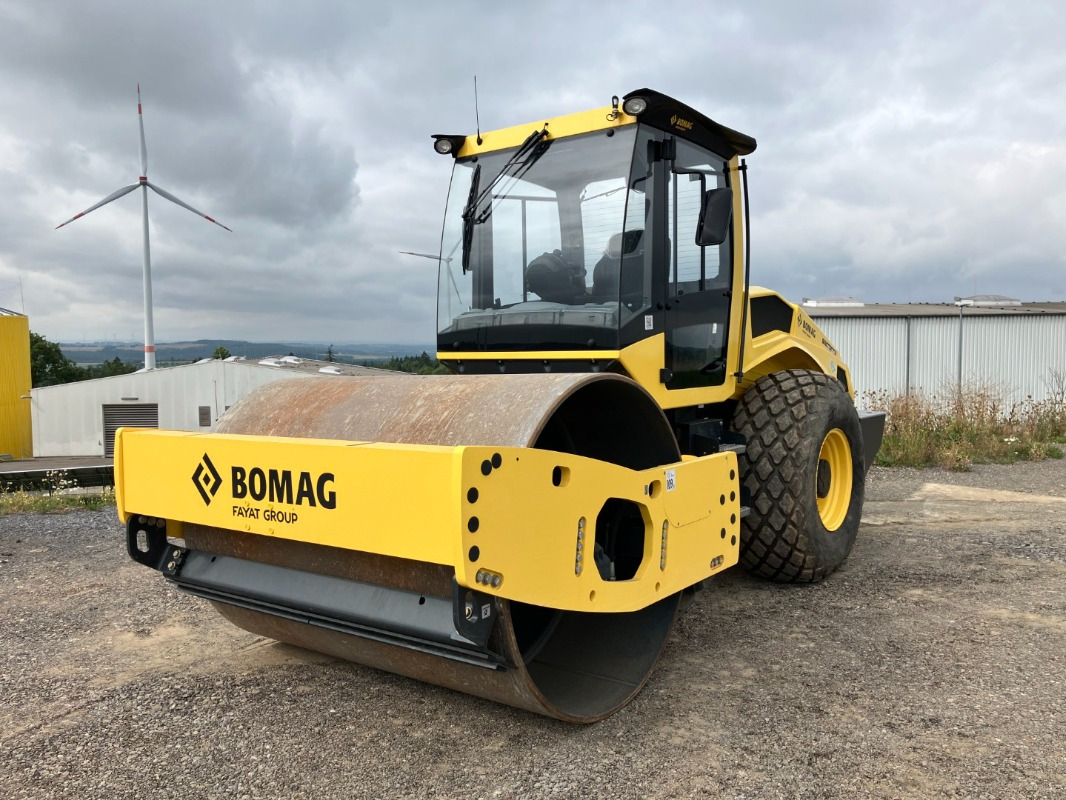BOMAG DE BW 213 DH-5 Stage V/Tier 4f - רולר: תמונה 1 BOMAG DE BW 213 DH-5 Stage V/Tier 4f - רולר: תמונה 1