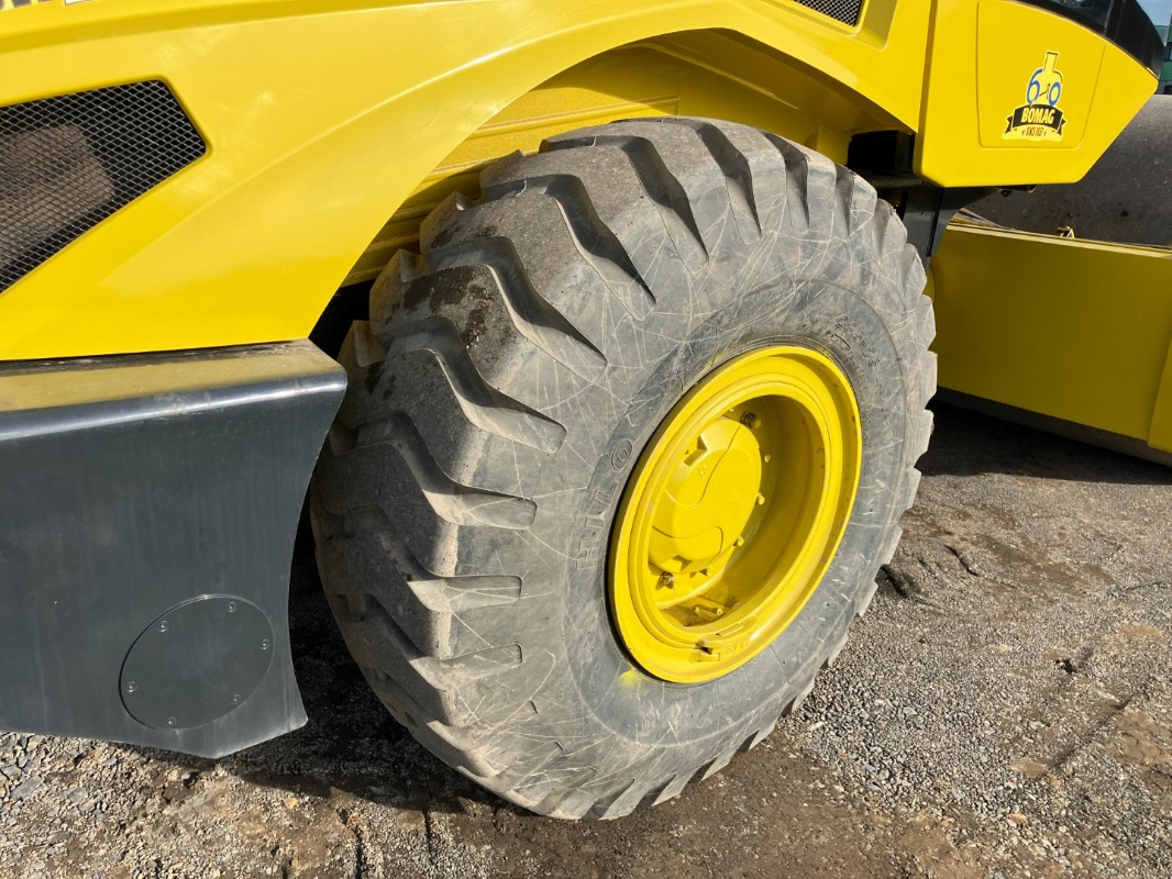 רולר BOMAG DE BW 226 BVC-5 Stage IIIa/Tier 3: תמונה 16 רולר BOMAG DE BW 226 BVC-5 Stage IIIa/Tier 3: תמונה 16