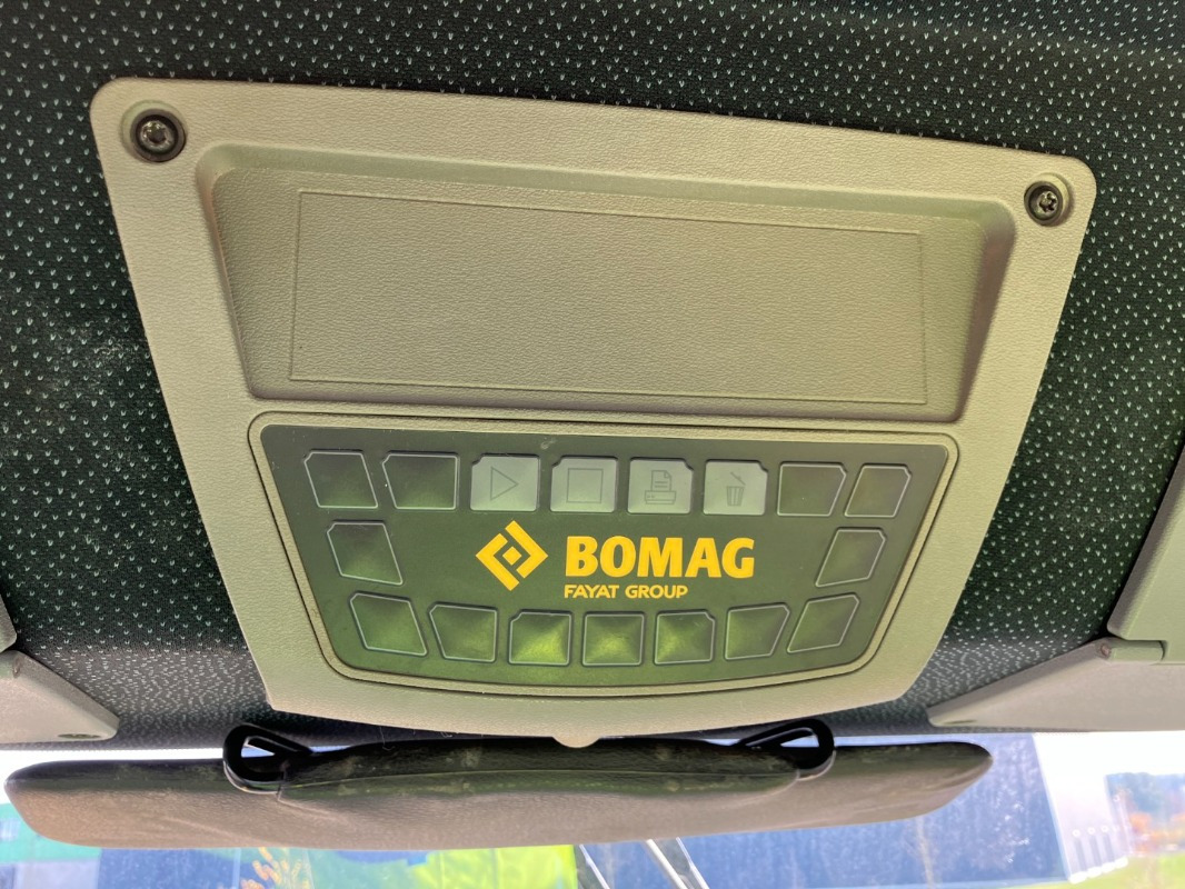 רולר BOMAG DE BW 226 BVC-5 Stage IIIa/Tier 3: תמונה 11 רולר BOMAG DE BW 226 BVC-5 Stage IIIa/Tier 3: תמונה 11