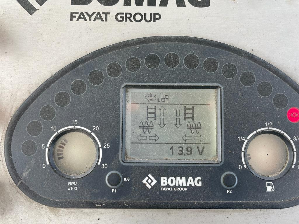 BOMAG IT BF 300 P-2 S340-2 TV Stage IIIb/Tier 4f - מרצף אספלט: תמונה 4 BOMAG IT BF 300 P-2 S340-2 TV Stage IIIb/Tier 4f - מרצף אספלט: תמונה 4