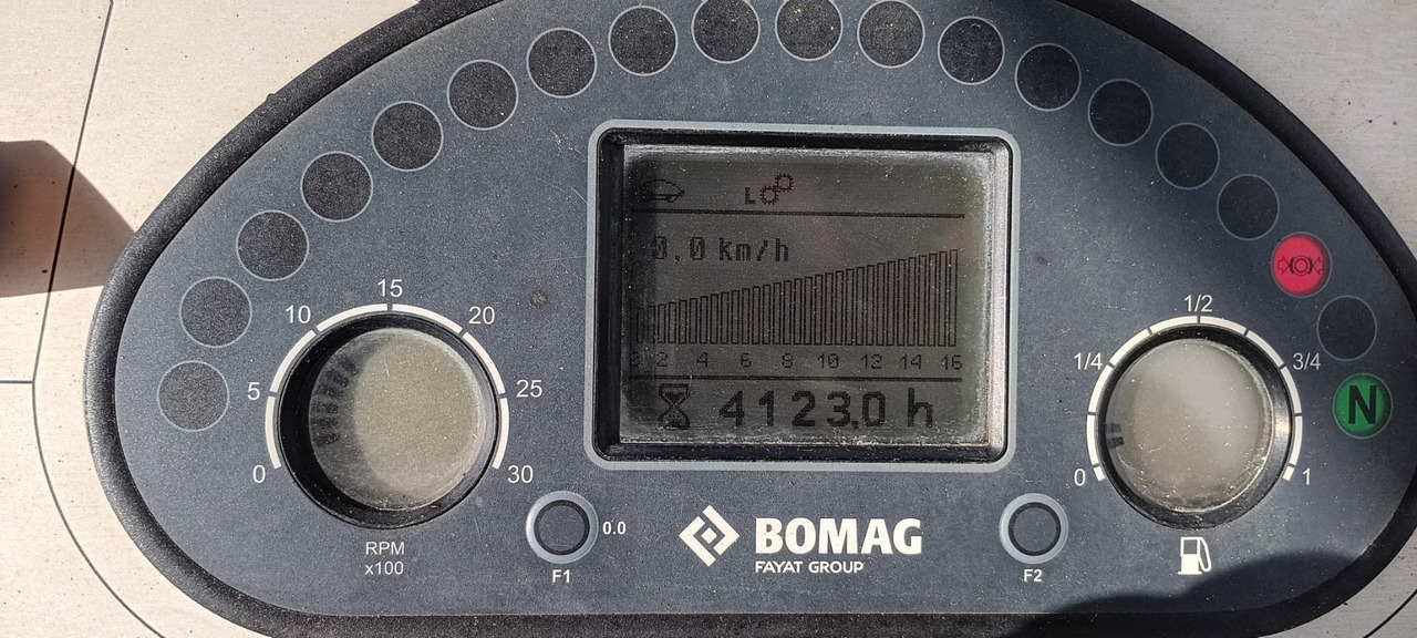 BOMAG IT BF 300 P-2 S340-2 TV Stage IIIb/Tier 4f - מרצף אספלט: תמונה 4 BOMAG IT BF 300 P-2 S340-2 TV Stage IIIb/Tier 4f - מרצף אספלט: תמונה 4
