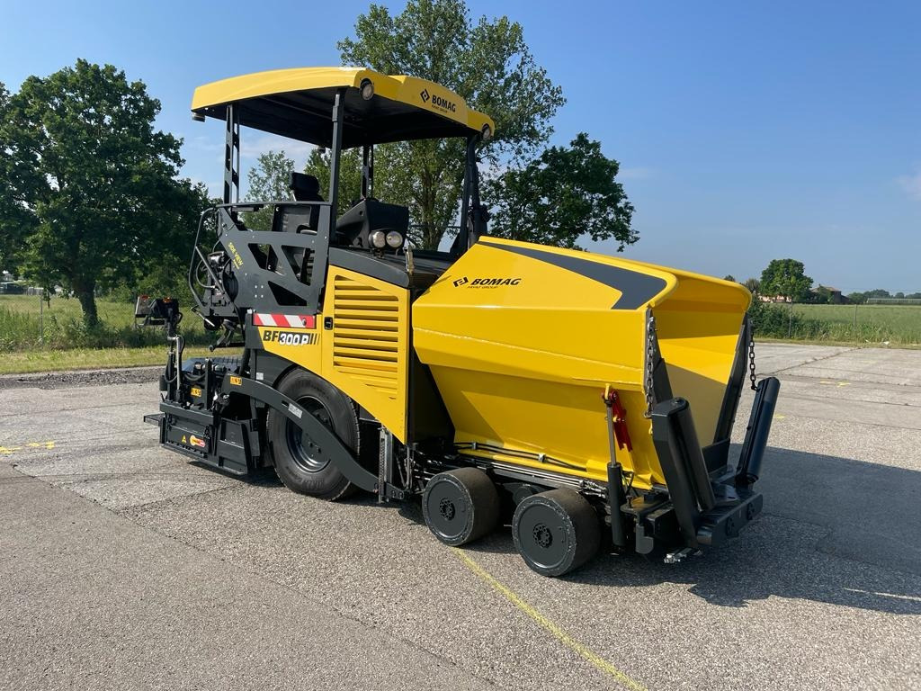 BOMAG IT BF 300 P S340-2 TV Stage IIIa/Tier 3 - מרצף אספלט: תמונה 4 BOMAG IT BF 300 P S340-2 TV Stage IIIa/Tier 3 - מרצף אספלט: תמונה 4
