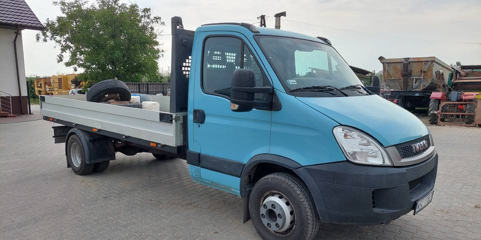 כלי רכב מסחרי במיטה שטוחה Iveco Daily 65C17 silnik 3.0 skrzynia automat: תמונה 7 כלי רכב מסחרי במיטה שטוחה Iveco Daily 65C17 silnik 3.0 skrzynia automat: תמונה 7
