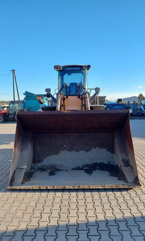 Ładowarka Liebherr L538 16 ton łyżka wysokiego wysypu - מעמיס גלגלים: תמונה 3 Ładowarka Liebherr L538 16 ton łyżka wysokiego wysypu - מעמיס גלגלים: תמונה 3