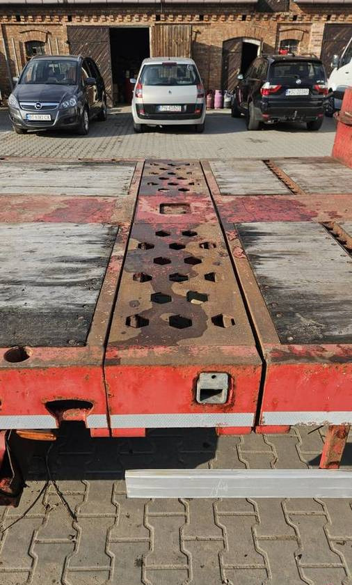 סמיטריילר עם מטען נמוך Naczepa niskopodwozie Bodex KIS3J DMC 47 ton: תמונה 8