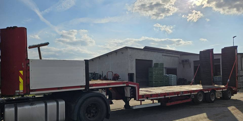 Naczepa niskopodwozie Bodex KIS3J DMC 47 ton - סמיטריילר עם מטען נמוך: תמונה 3 Naczepa niskopodwozie Bodex KIS3J DMC 47 ton - סמיטריילר עם מטען נמוך: תמונה 3