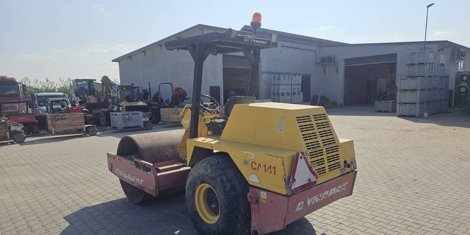 Walec drogowy Dynapac CA141C guma-stal 4800 kg - מדחס: תמונה 4 Walec drogowy Dynapac CA141C guma-stal 4800 kg - מדחס: תמונה 4