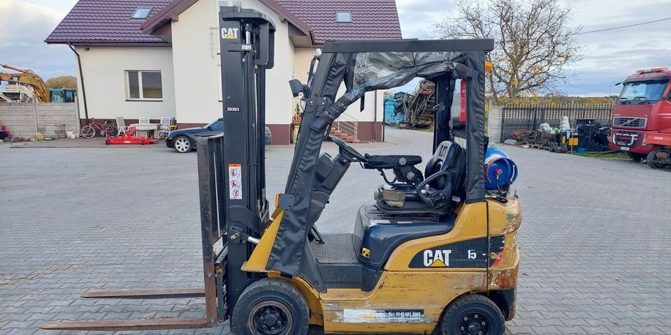 Wózek widłowy Caterpillar GP15N 1,5t pozycjoner, przesuw CAT - מלגזת LPG: תמונה 1 Wózek widłowy Caterpillar GP15N 1,5t pozycjoner, przesuw CAT - מלגזת LPG: תמונה 1