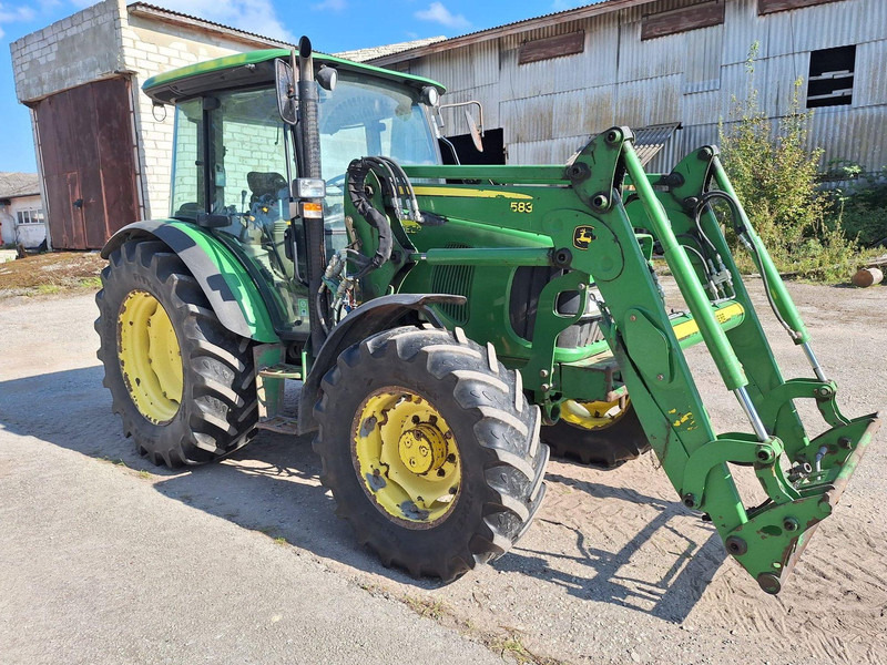 John Deere 5720 - טרקטור חקלאי: תמונה 1 John Deere 5720 - טרקטור חקלאי: תמונה 1