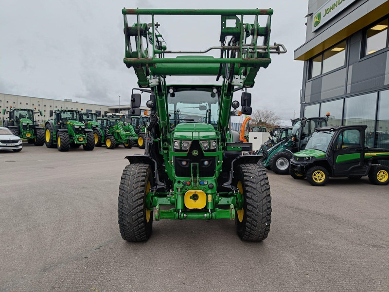 John Deere 6115 RC - טרקטור חקלאי: תמונה 2 John Deere 6115 RC - טרקטור חקלאי: תמונה 2