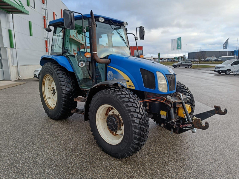 טרקטור חקלאי New Holland T 5050: תמונה 7