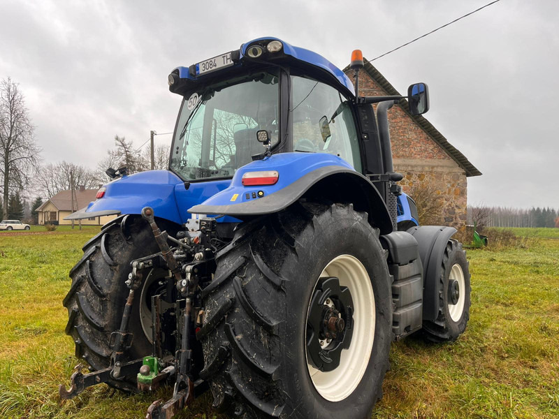 New Holland T8.330 - טרקטור חקלאי: תמונה 4 New Holland T8.330 - טרקטור חקלאי: תמונה 4