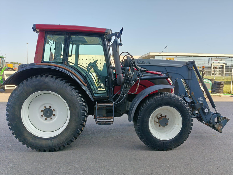 טרקטור חקלאי Valtra N101: תמונה 6